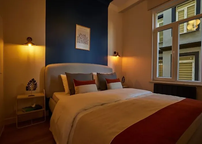 Stunning 3br 2bath Ac In Center - Santur D3 Apartamento