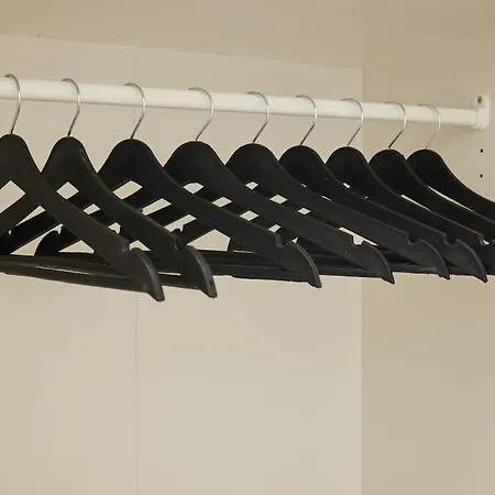 Appartement Stunning 3br 2bath Ac In Center - Santur D3 *